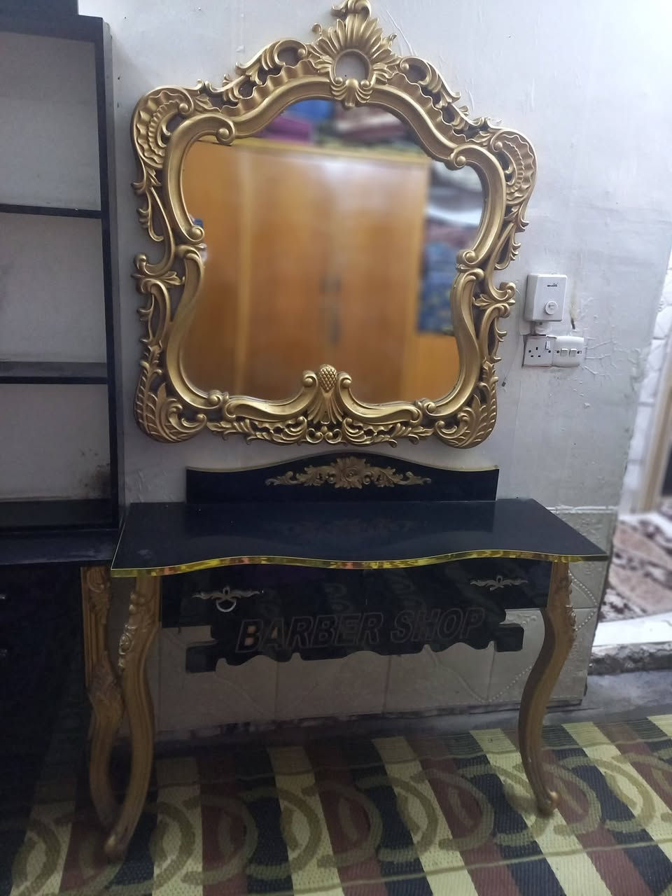 سيت مستخدم
سعره ٢٢٥ 
بغداد مدينه الصدر الحبيبيه 
وتساب ***********
