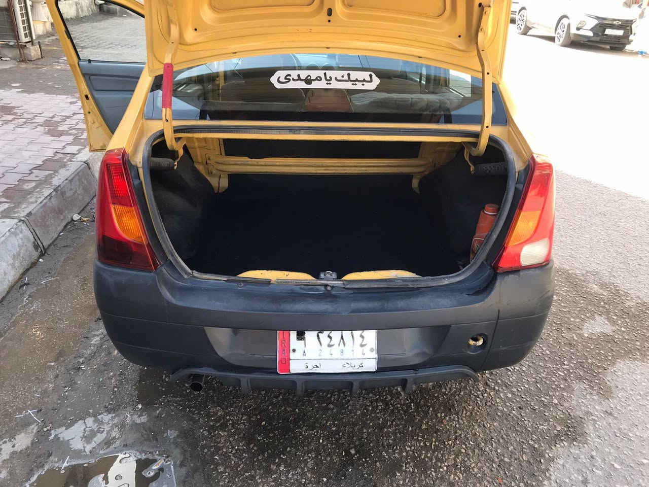 سلام عليكم سيارة لوكان للبيع عنوان كربلاء سيارة على وضع الشركه من كير من حداديه من مكينه من تبريد تدفئ  حداديه سيارة شاشه كامره جام كهربائي تخم تاير جواها موديل 14 سيارة استلام شركه حرة كتاب براءة ذمه من المصرف ابو الباركود مصفره من المصرف هيئة مصفره بتاريخ اليوم هيئة ام الباركود سيارة جاهزة من كلشي سيارة باسمي غير متواجد على الفيس فقط اتصال *********** سعر مال بيع قفل 45 مستعجل على بيعة
