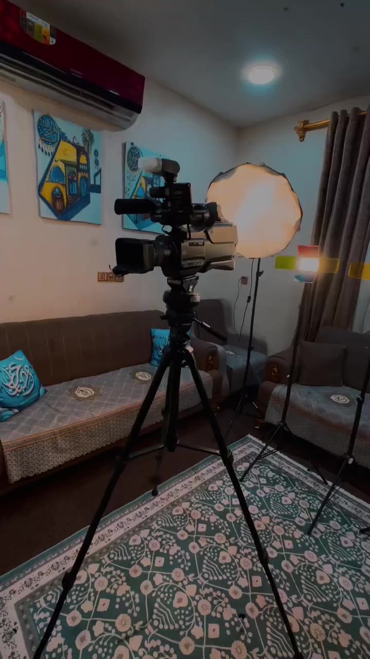 سلام عليكم استوديو كامل السعر الخاص العنوان بغداد***********
