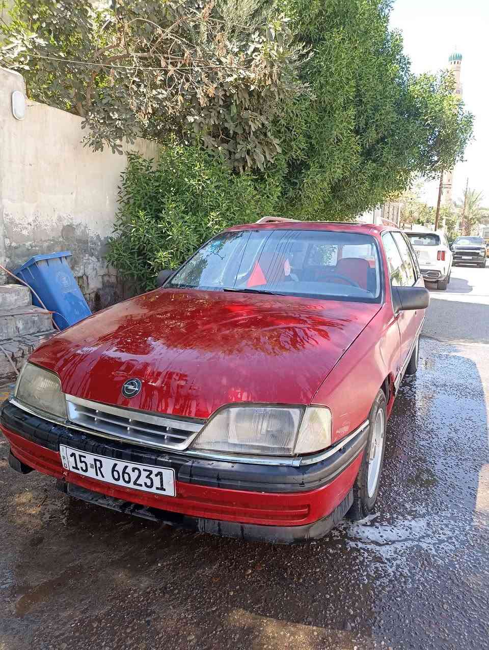 سلام عليكم للبيع اوبل اوميكا ستيشن موديل 1992
محرك وكير و حدادية  خير من الله 
رقم انكليزي ، هزة و سنوية جديدة
تحويل مباشر ، سعرها 23 وبيها مجال الاستفسار على هذا الرقم ***********

