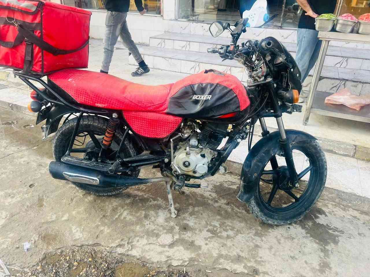 مكلف بل نشر
بوكسر موديل 21 جاهزه أوراق كامله 
نامه شلامجه تعمير أوراق اصولي مكينه سيجي نامه توه معمره صارله 10 أيام 
***********  للاستفسار عل هذا الرقم
مكان ناصريه غراف
