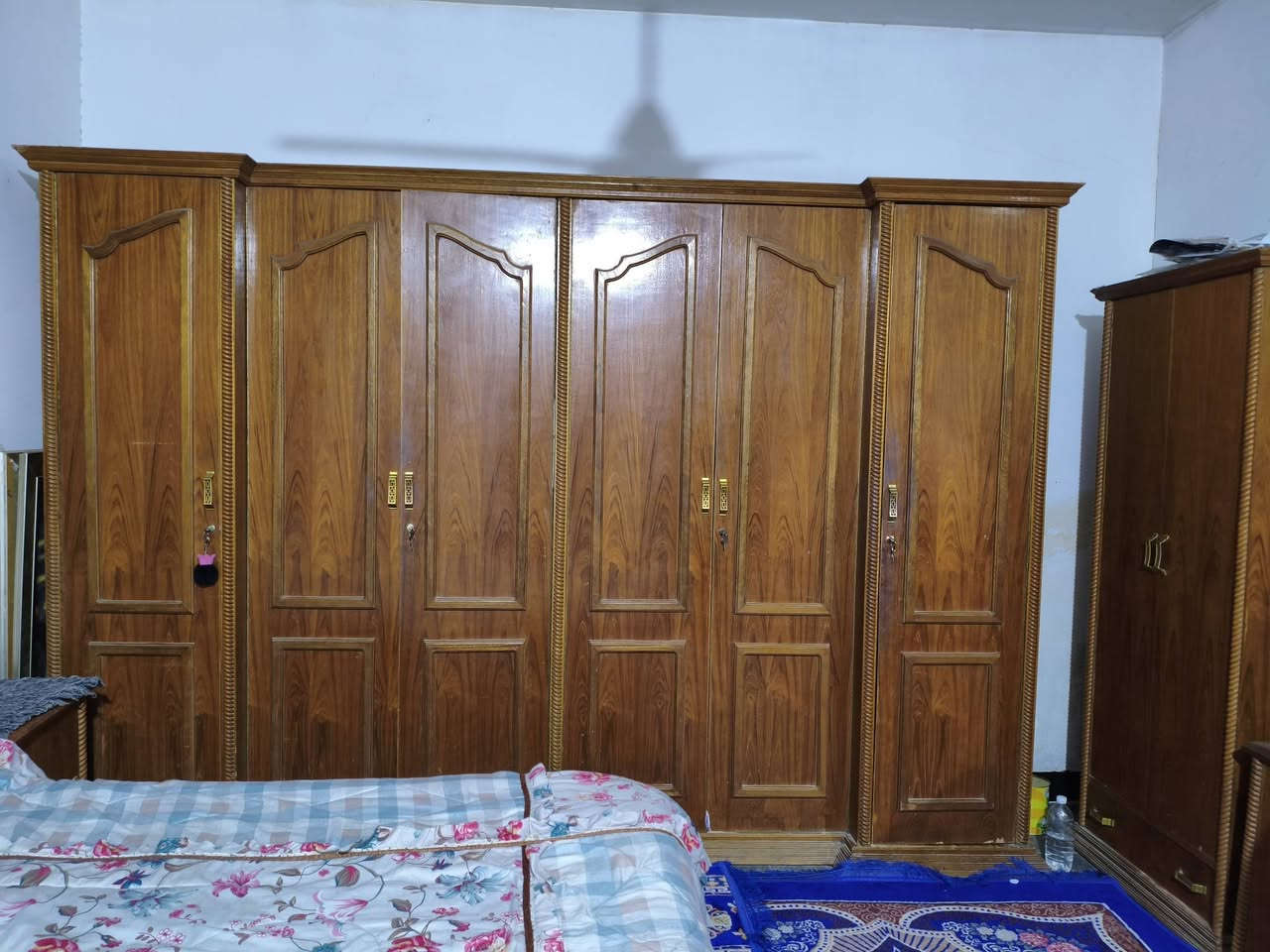 غرفة نوم للبيع صاج عراقي تفصال 
سعر 1750000مليون وسبعمائة وخمسون الف 
دوره جمعيه خير الله 
للاستفسار ***********
