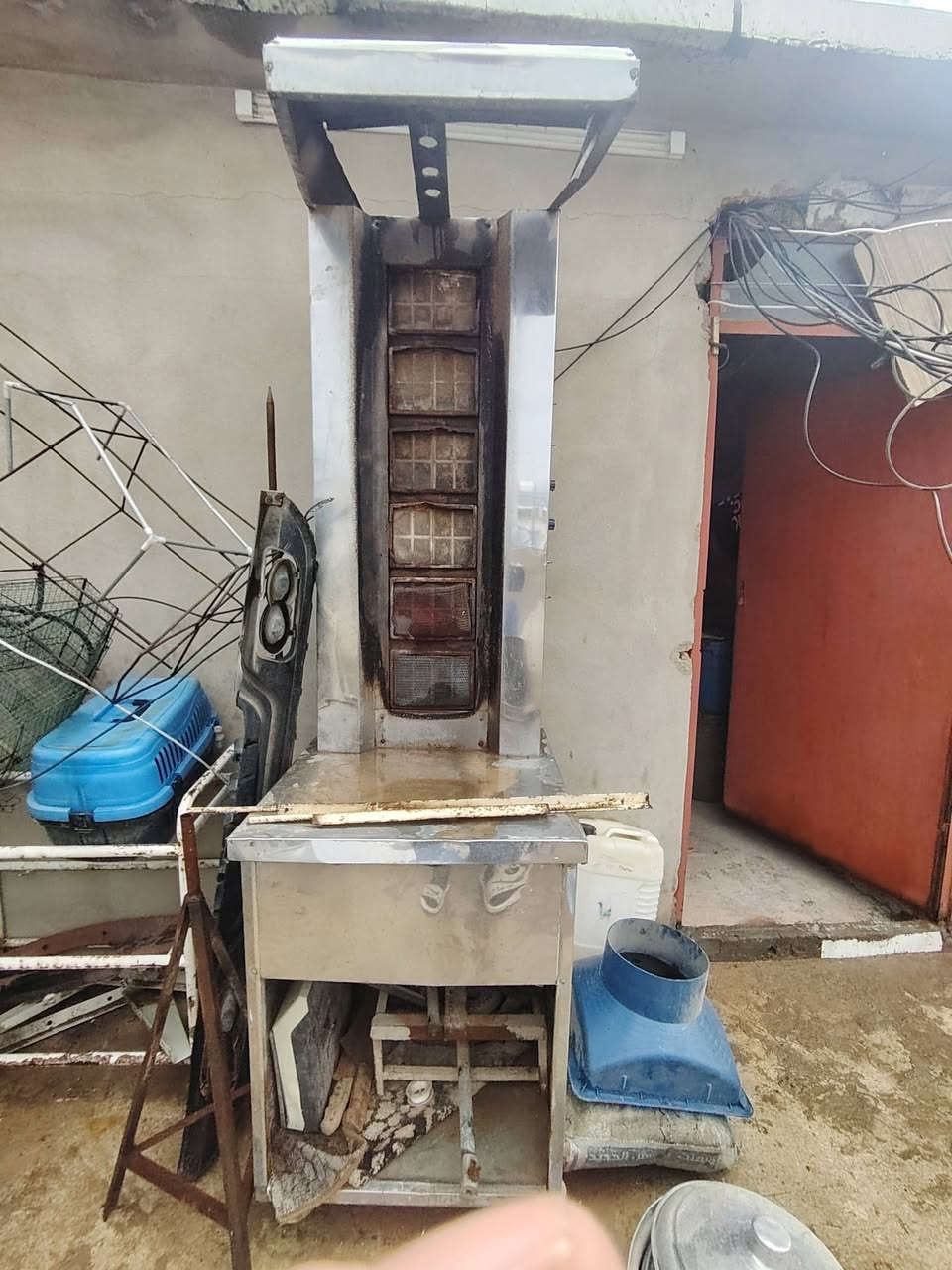 شويه 6عيون للبيع السعر 150 الف شيش والحصان مالها فقط وياها لتواصل ***********
