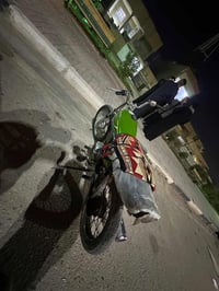 دراجه حربي كلك كلك كلك بعدهي تحت التعمير الدراجه شاصي موس والمكينه 200...