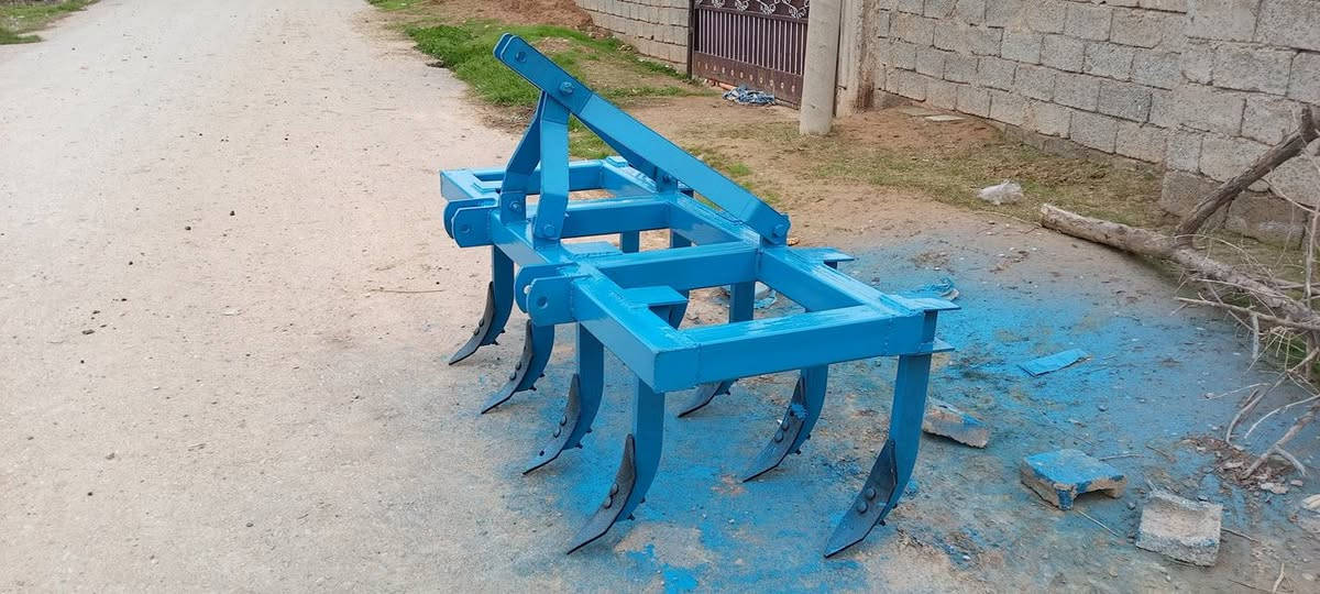 السلام عليكم من رخص الادمن صنع عرباين خمسه متر وعرباين اسكندريه حسب الطلب وخرماشه جميع الاحجام ومعدلان ولندبليم للطلب اتصال ***********
