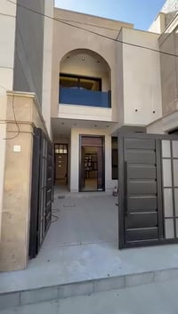 دار للبيع بناء حديث درجة اولى  موضح فديو كامل للدار   2025زيرومساحه133...