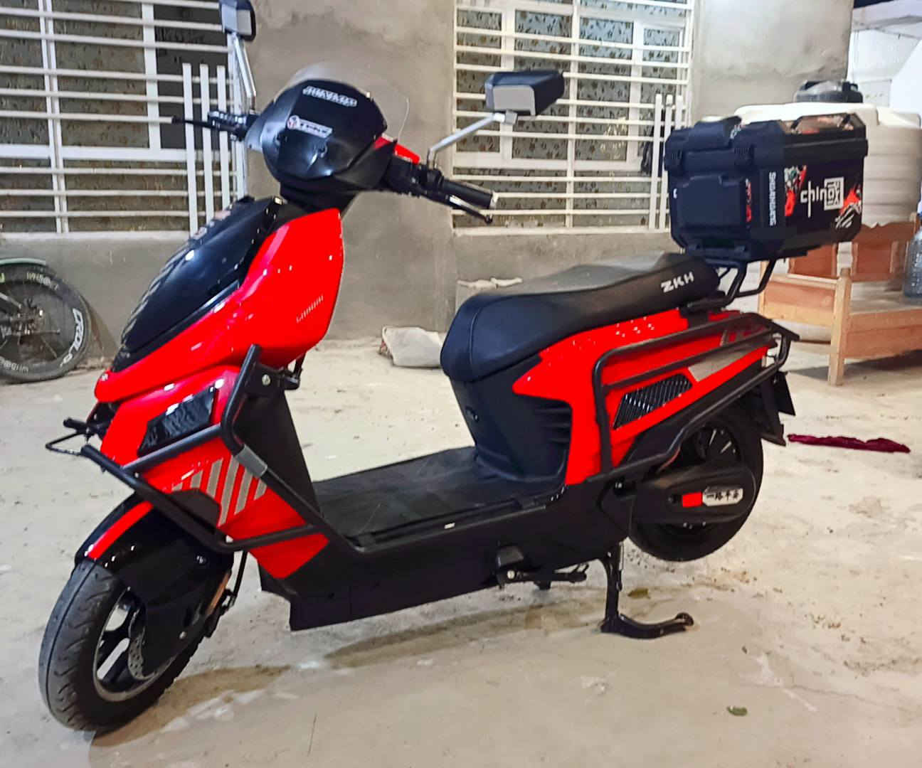 دراجة شحن
بطاريات 6
سرعه 75
ماخذينها بتاريخ 1/5    بـ 1150
رايدها بـ950
_
_
***********
