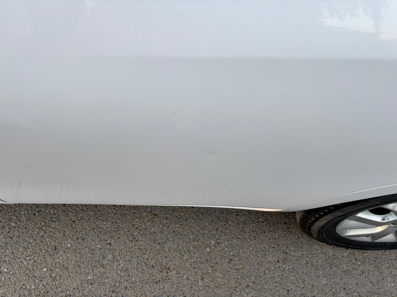 نيسان سني هندي للبيع ٢٠٢٤
ماشية ٧٧
شبيهة مابيه موضح بالصور 
مكاني المنصور  مواصفات فول ويل بدون بصمة يعني قطعتين تبريد 
‎سعر ١٢٦
***********
سيارة رقم بغداد
