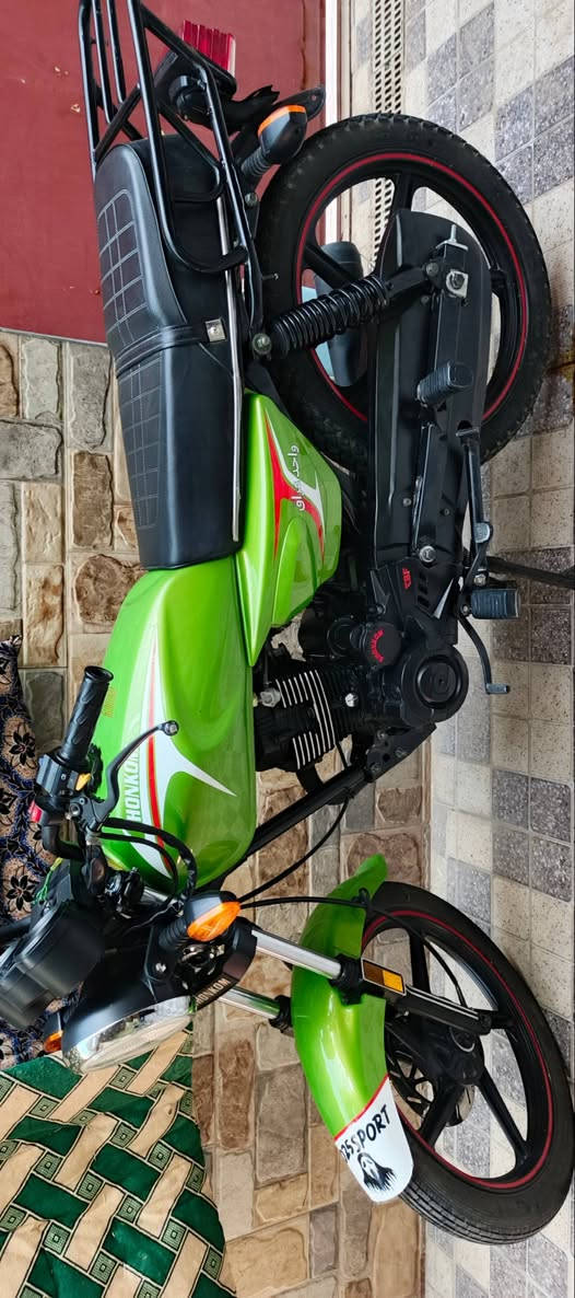 السلام عليكم دراجة شانك موديل 2025 نضافة فول %100  دراجة مكفولة من الشخط جيب فيتر وياك وافحص  ماماشية هواي اوراق اسكنر طالعة من معرض باب اطويريج وصل معرض واوراق كاملة . 
السعر :950 وبيهه مجال 
الرقم :***********
مكان كربلاء الحر قرب نوارس 🚩
