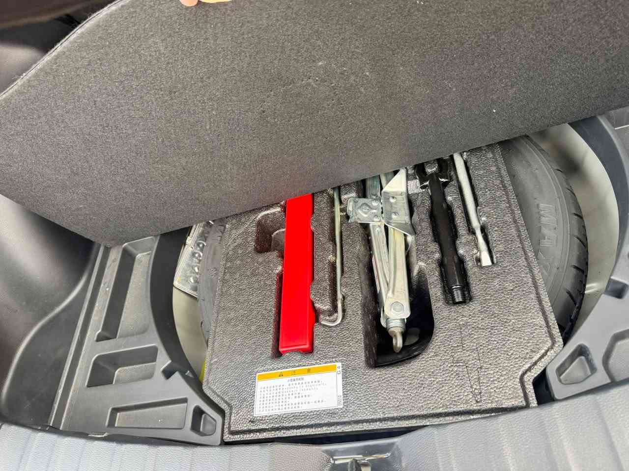 سلام عليكم

كورلا كروس هايبرد 2025 للبيع مواصفاته معروفه 

فتحت سقف/ بصمت ابواب/ رادار امامي/ قياده ذاتيه/ تحديد مسار .. السعر
 27 مليون كشنات مخمل 
***********مكفوله السياره
ماشيه 14000 وقابل للزياده
