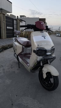 ريان شحن • بطاريات شرط • ٧٠-٨٠كم