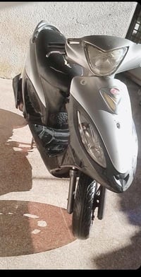 كامكوV2 • ١٢٥ سي سي • موديل ٢٠١٤