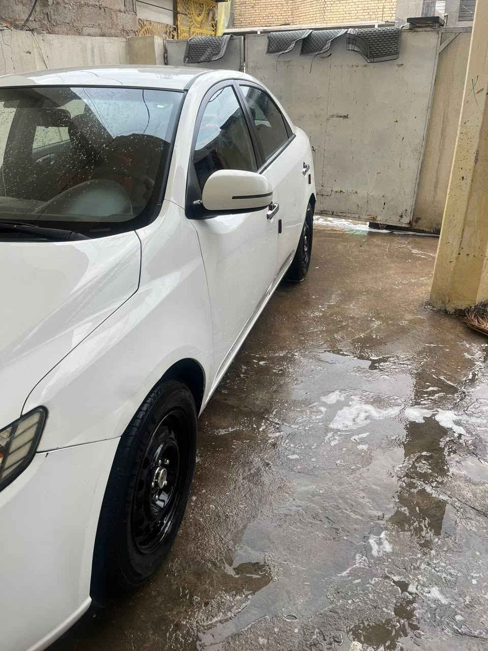 مكلف بالنشر 
السلام عليكم من رخصة الادمن 
سيراتو خليجي 2012 كفالة من الضربة والصبغ كير ومحرك مكفول صدر حدادية تخم تاير كلة جديد بيها صبغ قليل كما موضح بالصورة السعر 105 بيها مجال بسيط 
للاتصال *********** وتساب
