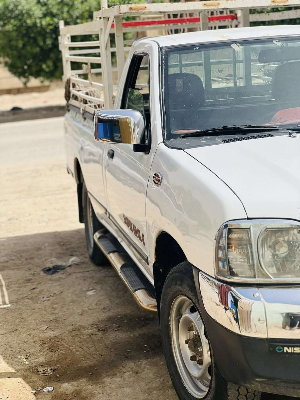 نيسان  بيكب موديل 2002 باور ستيرن جام اوتماتيك سنتر لوك مكينه كير اكسن شاصي مكفول تخم تاير تبريد شغال تحويل ثاني يوم سعره72 وبيها مجال حك الجيه
 مكانها الديوانيه***********
