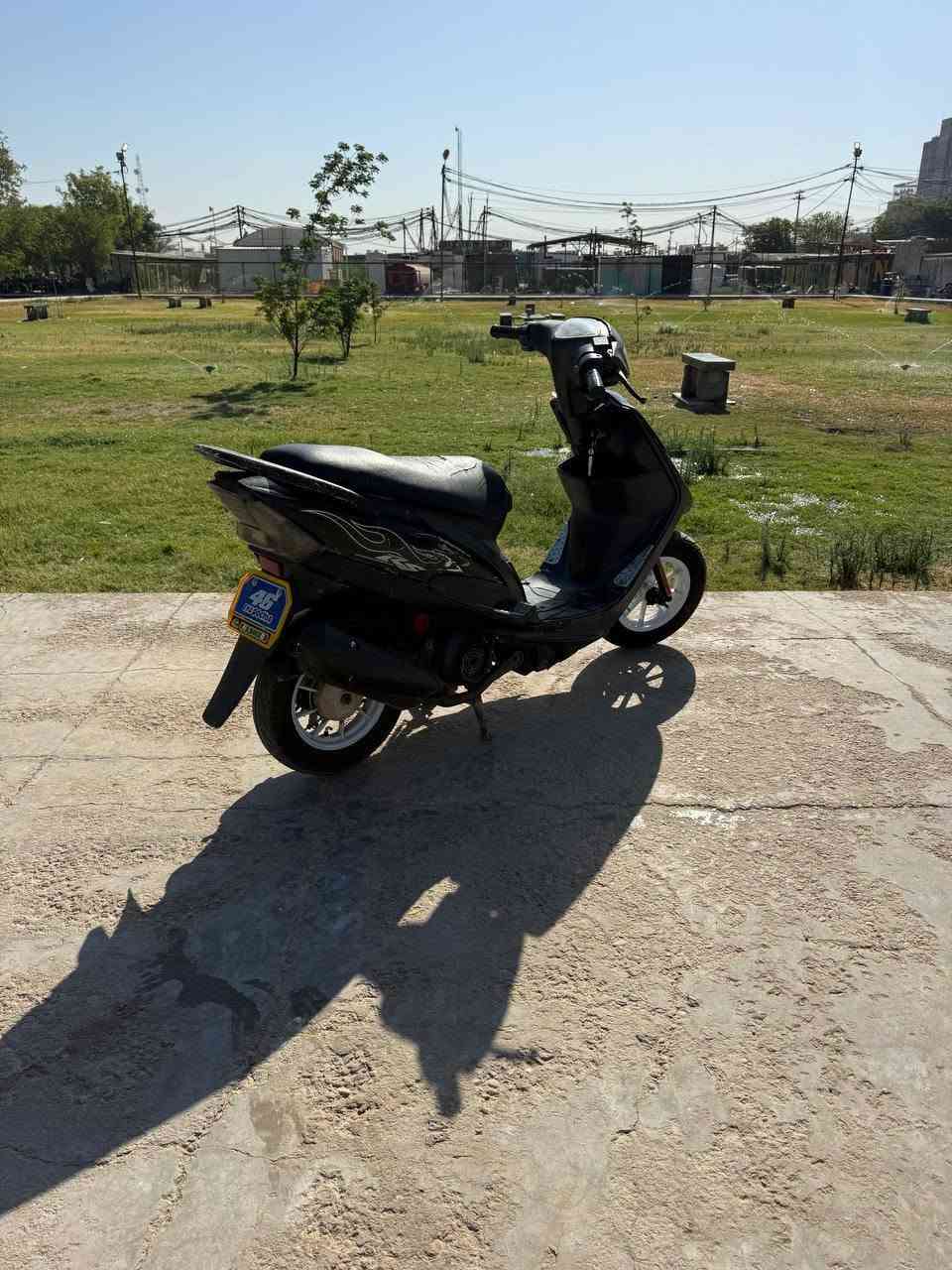 للبيع  بلا مراوس ما اراوس فقط بيع ماكس عدله محرك بلادي ما مفتوح كفرات بلاد مو تجاري بيه صالنصه اف ام دبل بوشه اصليه و ويل مشيف رياضي مكان نجف ***********. مو شراي تتعبني
