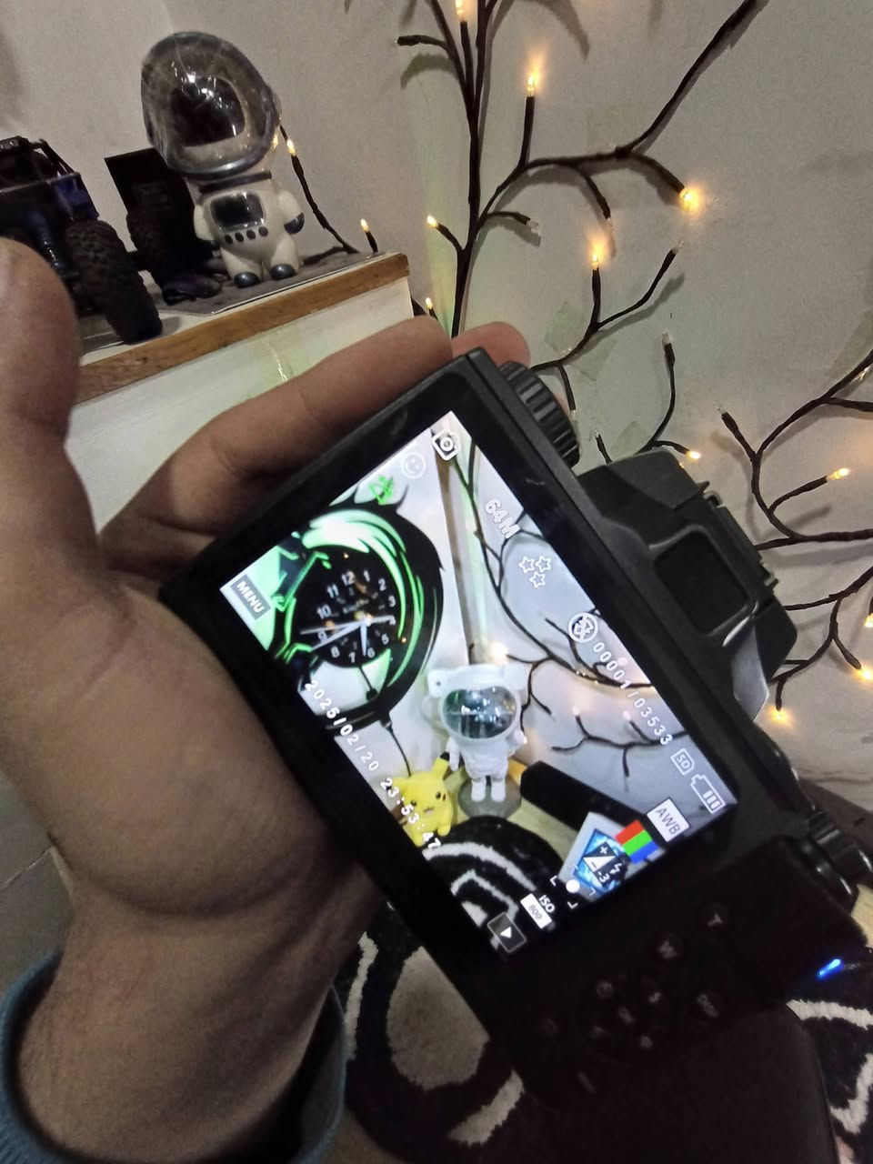 طلعتي كامرا📷 احترافيه شاشه عملاقه (لمس)
(غير مستعمل) جديد

شاشه لمس عملاقه ☑️
دقه 4K .. +فريمات 60☑️
دقة التصوير 64 ميكابكسل☑️
تربط WIF☑️
شاشه LED☑️
تدعم IOS☑️
شحن تايبسي ☑️

هواي تفاصيل بيها تابعوا الفيدوا بصفحتي 🔥

كامل ملحقات 🎁
(بطاريه +رام +حقيبه+كيبل الشحن +شريط)

للتواصل 📞 ***********
يوجد توصيل 🚕
