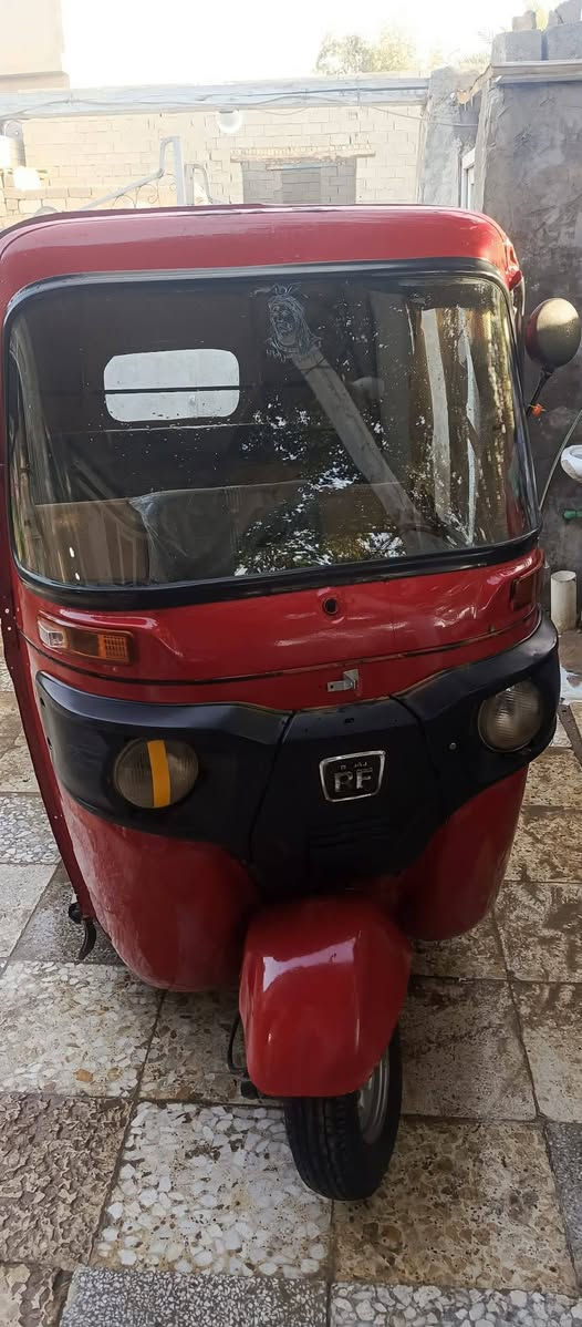 سلام عليكم تكتك البيع مديل 17 اوراق سعر 3000 مكانهة بغداد الحسينيه المعامل
*********** واتساب
