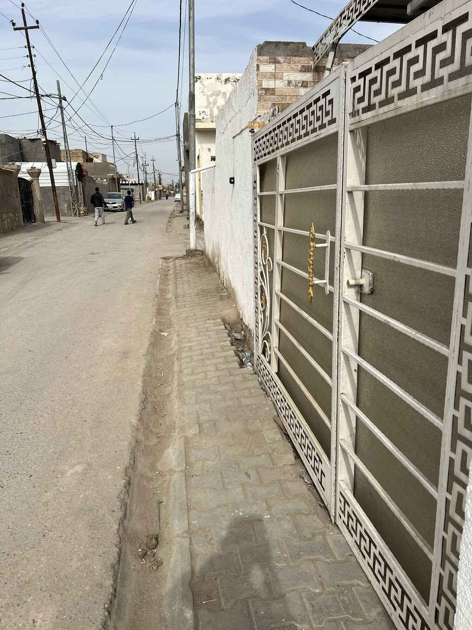 سلام عليكم 
بيت زراعي للبيع حي الامين الاولى مساحه 160 متر تفاصيل داخل المنشور ***********
