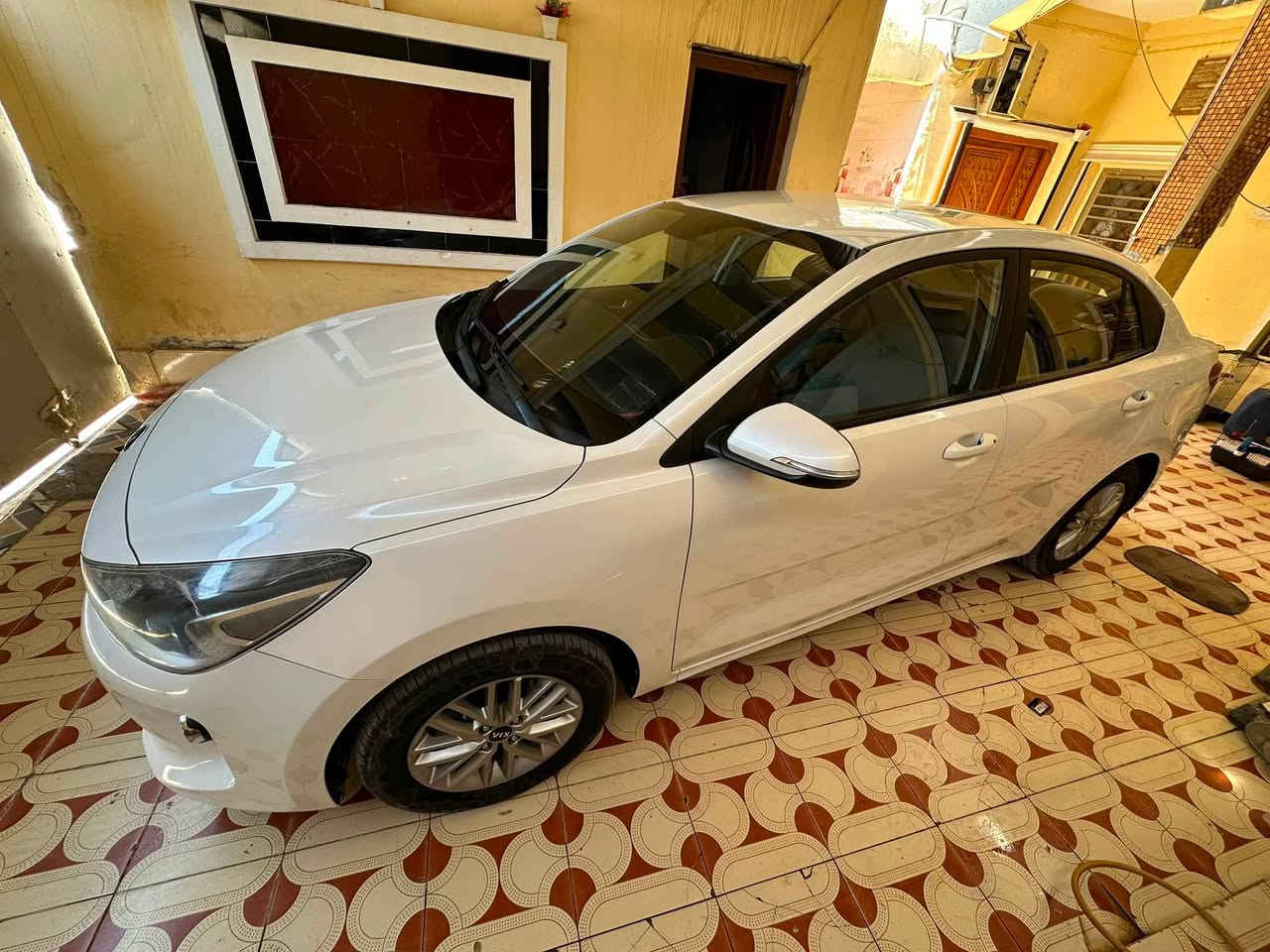 السلام عليكم ورحمة الله وبركاته للبيع كيا ريو 2019خليجي وكالة عامة الشركة الدولية  محرك 1600 دوش ماشية 47 السيارة على وضع الشركة سبير مانازل رقم بغداد تحويل مباشر السعر 115 وبيه مجال حق الجيه مكان السيارة ذي قار قضاء الرفاعي ***********/***********
