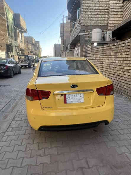 سلام عليكم فورتي ورد كوري موديل 2010 محرك 1600دوش كير 4نمر 
صدر امامي خلفي جيد
تبريد شغال 
السياره بدون حادث فقط خياسات بالجاملغ الخلفي ومعمرها
مواصفات'
بصمه
فتحة سقف
اشاره بالمرايات
تدفئه بالكشنات

ملاحضه السياره بيها مثل العته بالكير بالنمره 3 فقط 
السعر 83
المكان بغداد الدولعي 
***********
