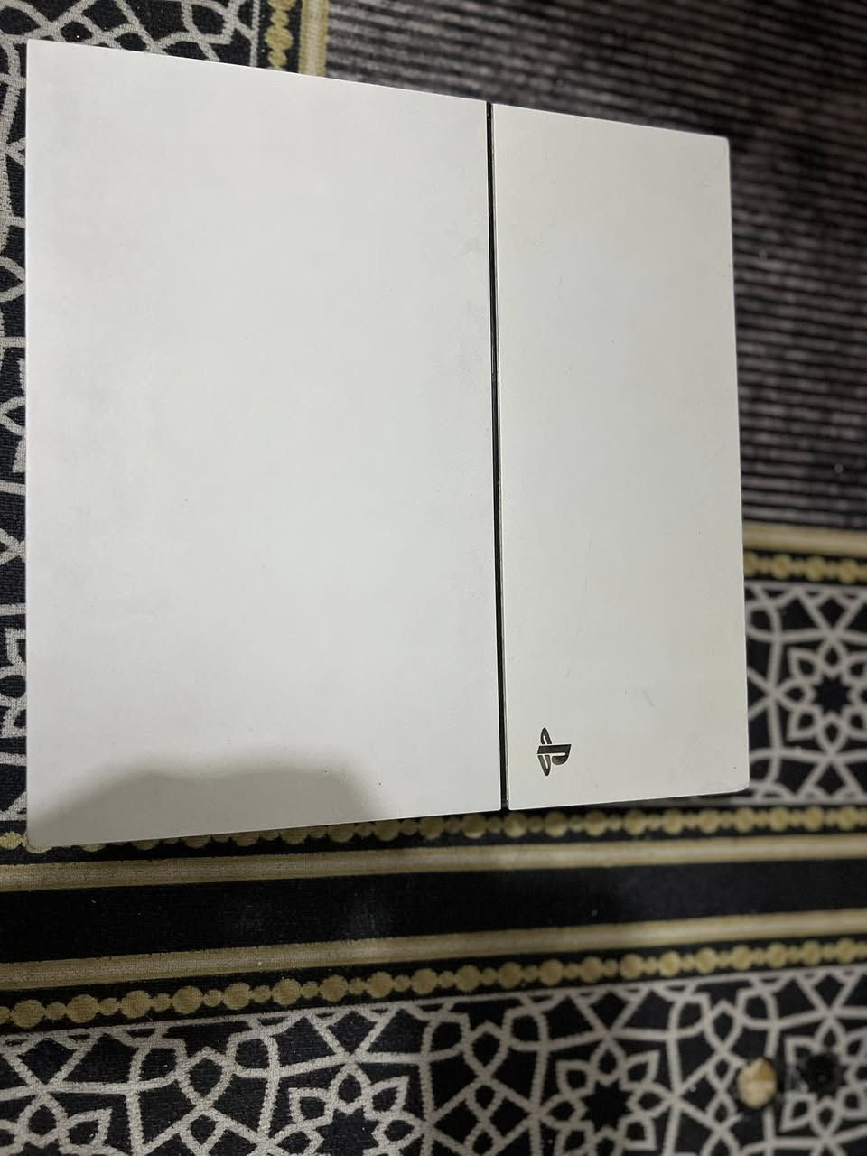 السلام عليكم بلي 4 فات مهكر للبيع
نظام 11.00

ويا ألعاب مثل ماموضح بل صورة 

ويا جوستك عدد 2 

العنوان بغداد الحسينية 

نضيف بنسبة 90%

سعرة 250 وبي مجال للشراي 

الاتصال واتساب ***********
