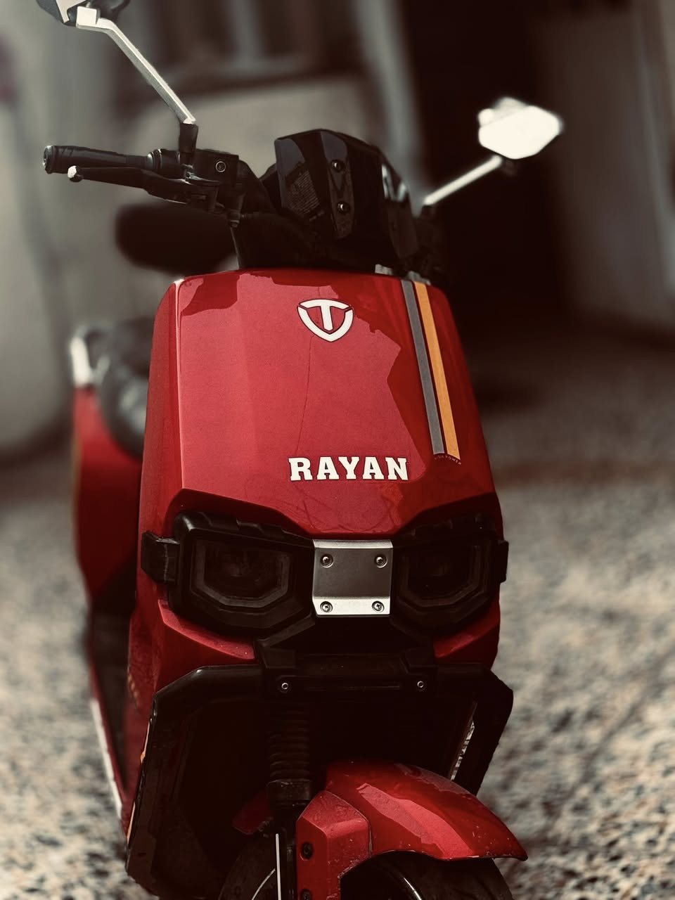 ريان وحش الكــون ☠️
نضافة 99 •/•

ملـف 2000

38 امبير 

نضام R رجوع

نضام سرقة

شاشة ذكية

🛑⚠️ بطاريات بيهن ضعف يعني (نص عمر) 

السعر 750 وبيها مجال

المكان بغداد البلديات 

***********
