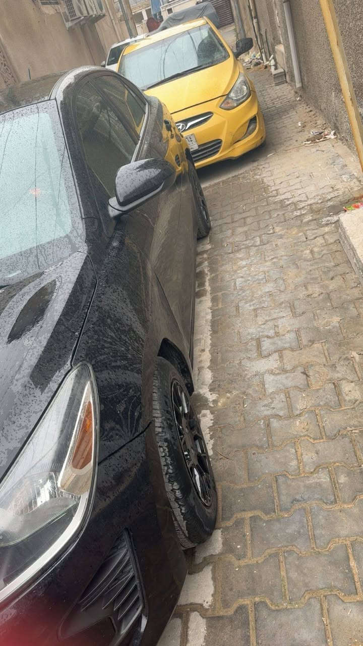 السلام عليكم كيا ريو موديل 23رقم بغداد لون اسود مثل ما موضح بلصوره مكاني الشعب للاستفسار ***********
