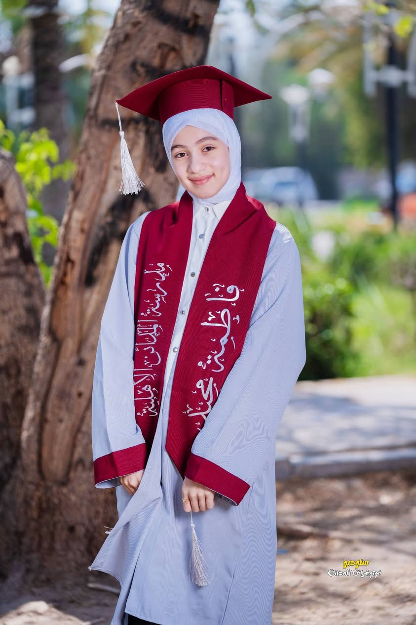 جيل المستقبل يمضون لتحقيق حلمهم 
جلسة تخرج طلبة مدرسة المدائن الأهلية 

ستوديو فوتوغراف المدائن 
العنوان -المدائن -سلمان باك -مقابل شارع الاذاعه 

***********
***********
