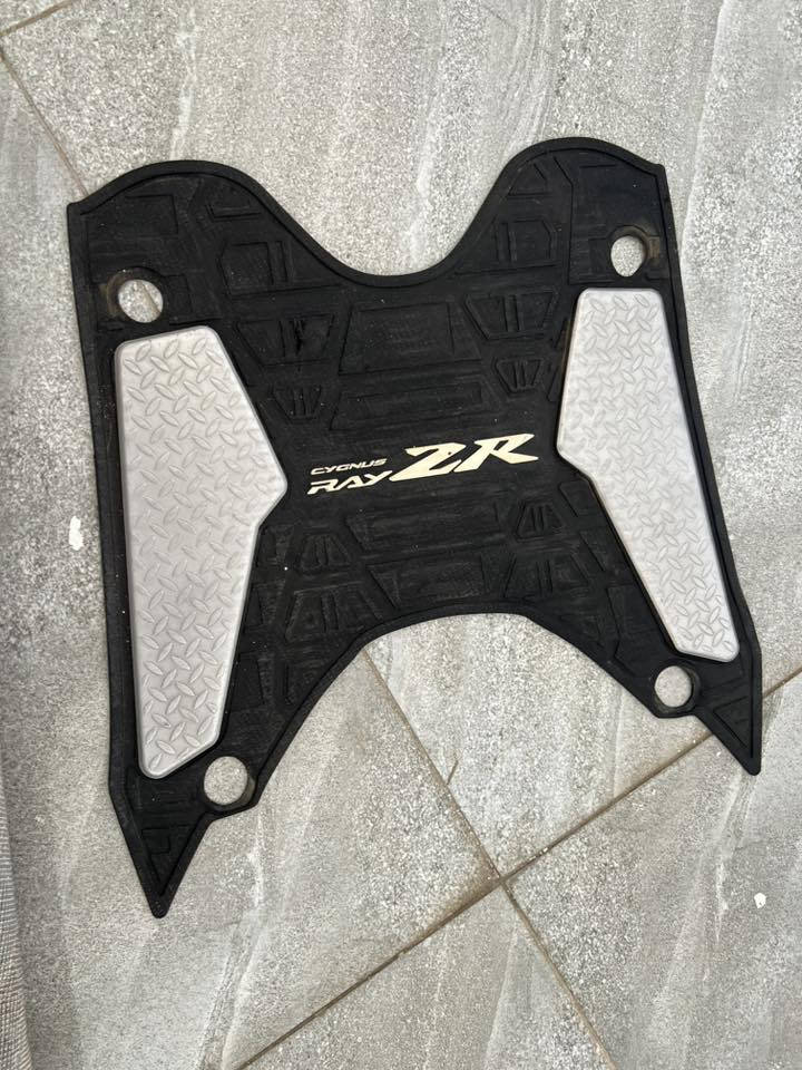 سلام عليكم خراض زت أر لبيع مكاني الرميثه رقمي ***********
