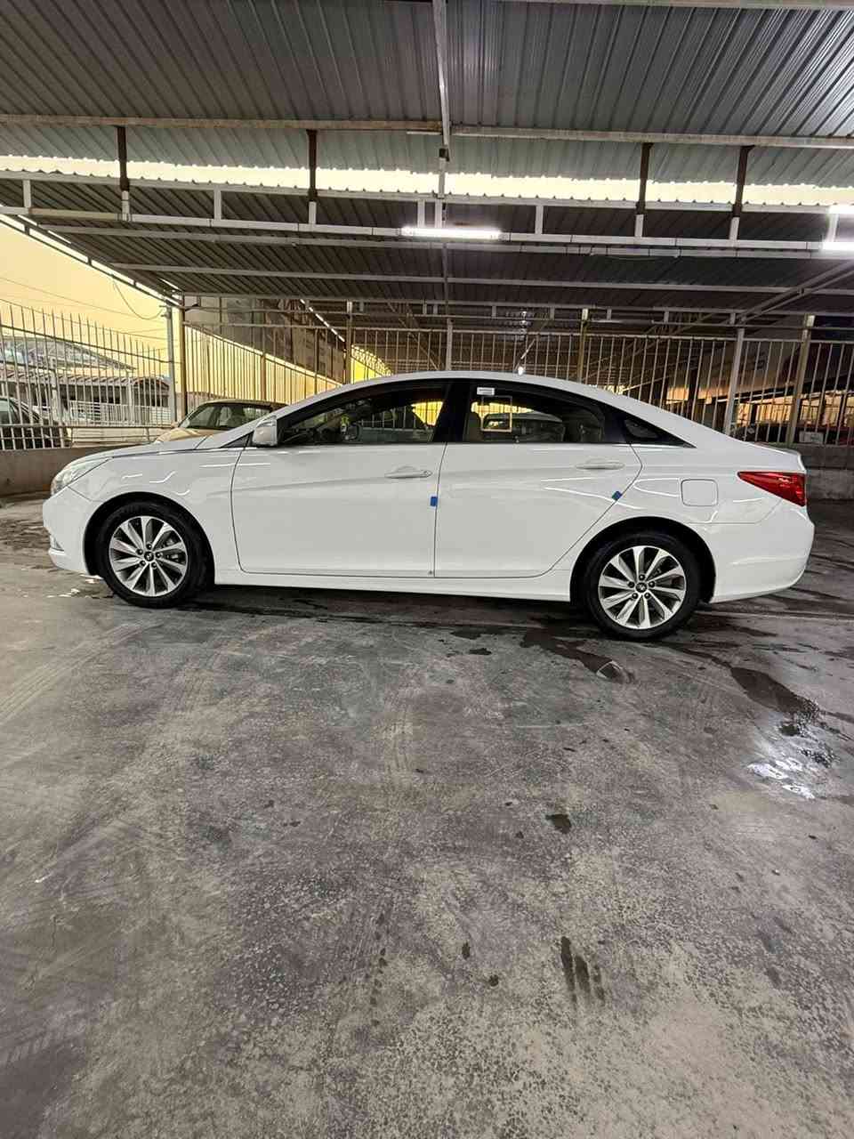 السلام عليكم
للبيع سوناتا 2014 الشركة العامة رقم بغداد الجديد بااسمنا 
السيارة مكفولة من الصبغ 
موصفات السيارة شاشة تاب كار بلي مري شفط حساس خلفي كامره خلفية دوارة كشن كهرباء 
مكان السيارة بغداد اليوسفية طريق حلة بغداد قرب محطة وقود السيسبان

***********
