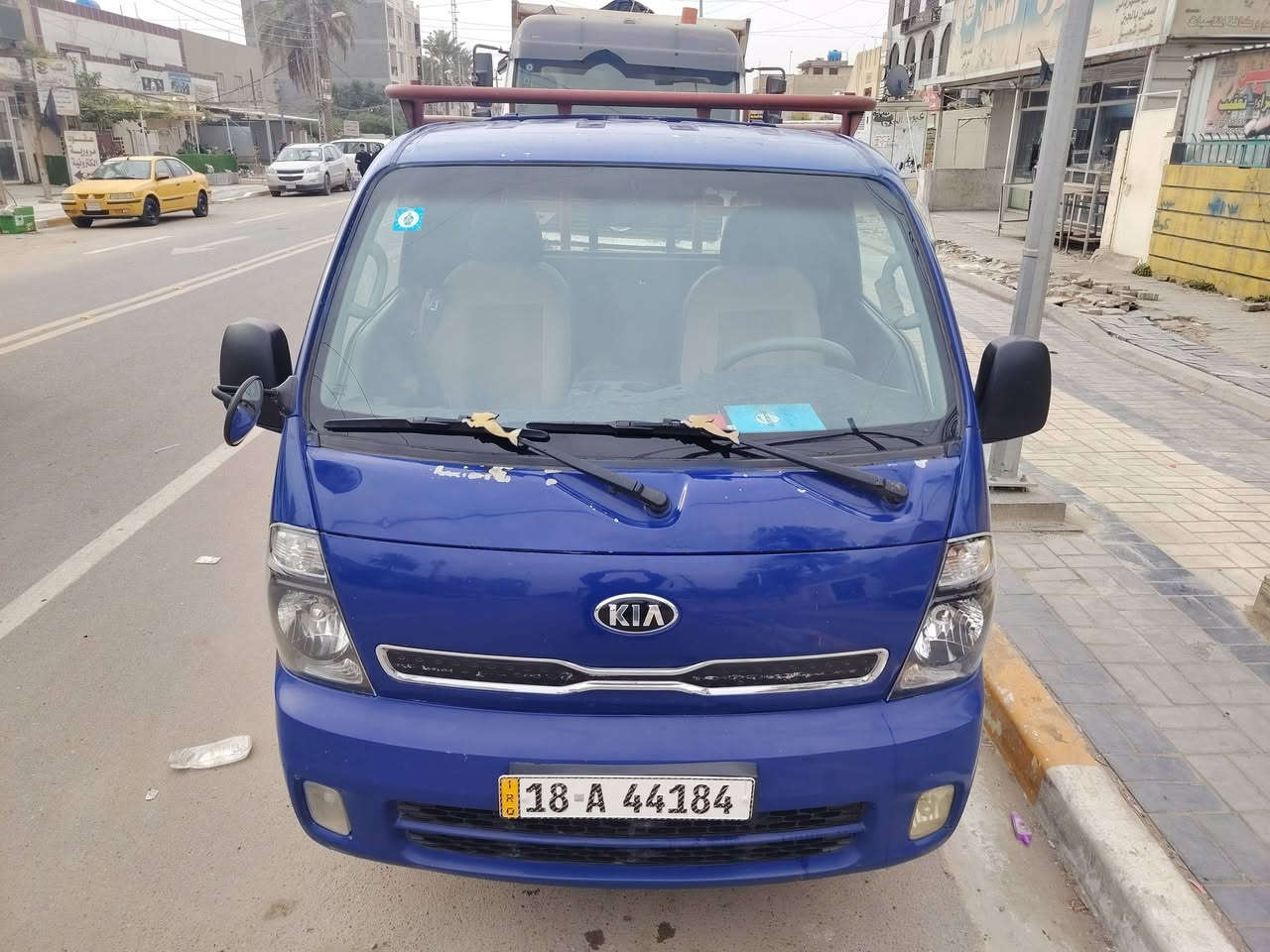 للبيع كيا ١٥ مسكر حداديه الاماميه وخلفيه جديد سياره جاهزه من كلشي للعمل مباشر سعر ١٢٥وبيه مجال للإستفسار الاتصال على الرقم *********** محرك كير شاصي كفاله اكسل وباسمي سياره
