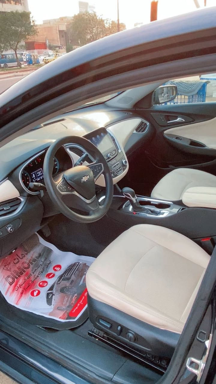 السلام عليكم ماليبو 2023
فقط جاملغ امامي صبغ سيارة كفالة
سيارة LTفول مواصفات 
داخل ابيضّ 
مكان حي الجهاد
***********
