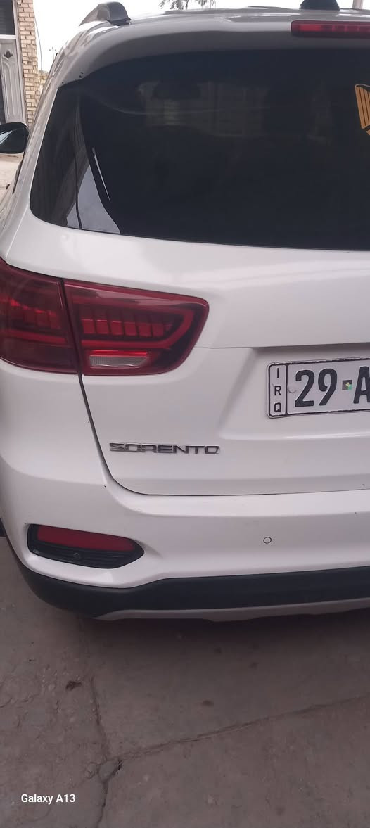 السلام عليكم للبيع سياره سورنتو خليجي موديل ٢٠١٩ سبعه راكب ٦سلندر فول موصفات عدا البنوراما كير محرك مكفولات اخوان السياره بيه تجيه ومصبوغه عام السعر ١٧٢ وبيهه مجال قليل حك الجيه السياره كامله من كل النواحي وحلى من الصور ***********
