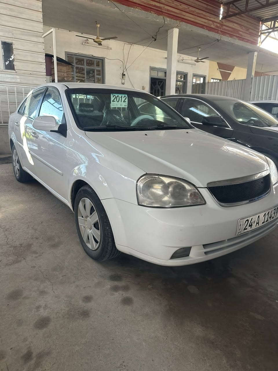 اوبترة
2012
كير عدي 
بي صباغ باب او باب مدل صفحت سايق
رقم دهوك تحويل ثاني يوام 
طخم جديد
شاشة او كاميرا 
داخل جديد دوشمة جديد شدو 
طخم تايت جديد 
محرك كير شرط 
سعر 83 بي مجال بصيط 
***********
***********
