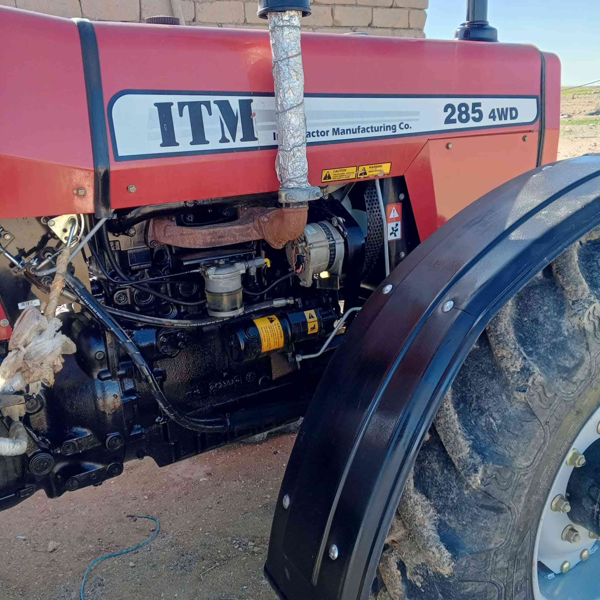 السلام عليكم مكينه لبيع موديل 2025مع فدان تركي حجم 10 المكان السماوه مكلف بنشر رقم صاحبها ‏‪***********‬‏
