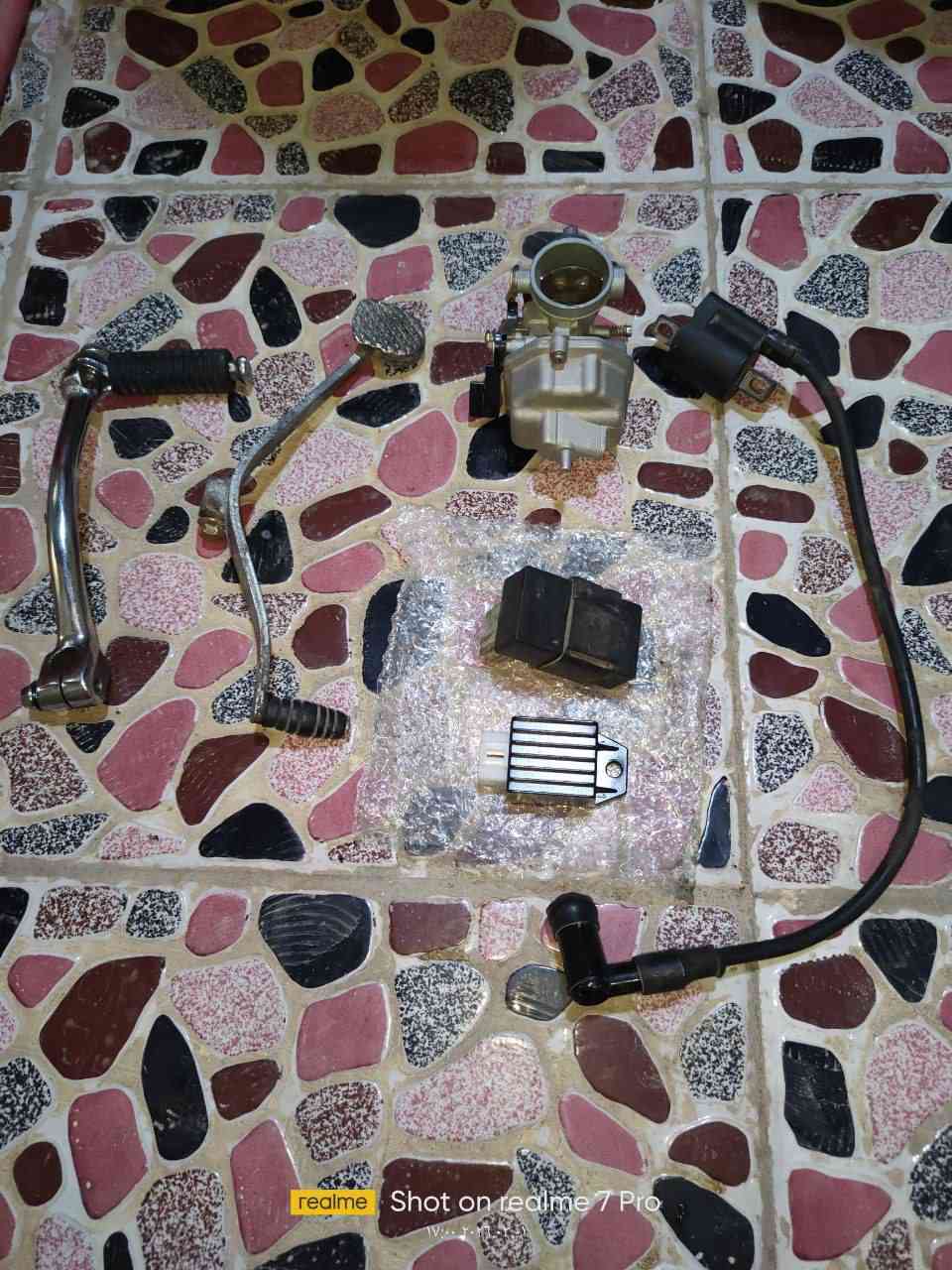 غراض إيراني اكو مستعمل واكو جديد كلمن وسعره واذا تريدهن شلعه إداريك بلسعر. 

مكاني بصره ابي الخصيب. 

للاستفسار: ***********
