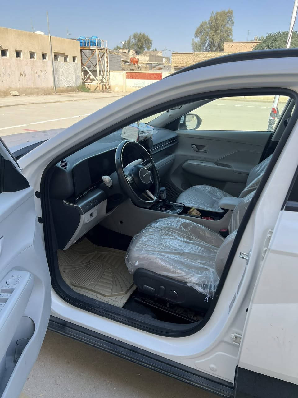 السلام عليكم هيونداي كونا ٢٠٢٤ وارد امريكي فئة sel حدث السيارة امامي ايرباك ستيرن فقط السيارة بدون تبديل بيها نقص بوابات مرقم بغداد سعرها ١٨٥ وبيها مجال للتواص ***********
