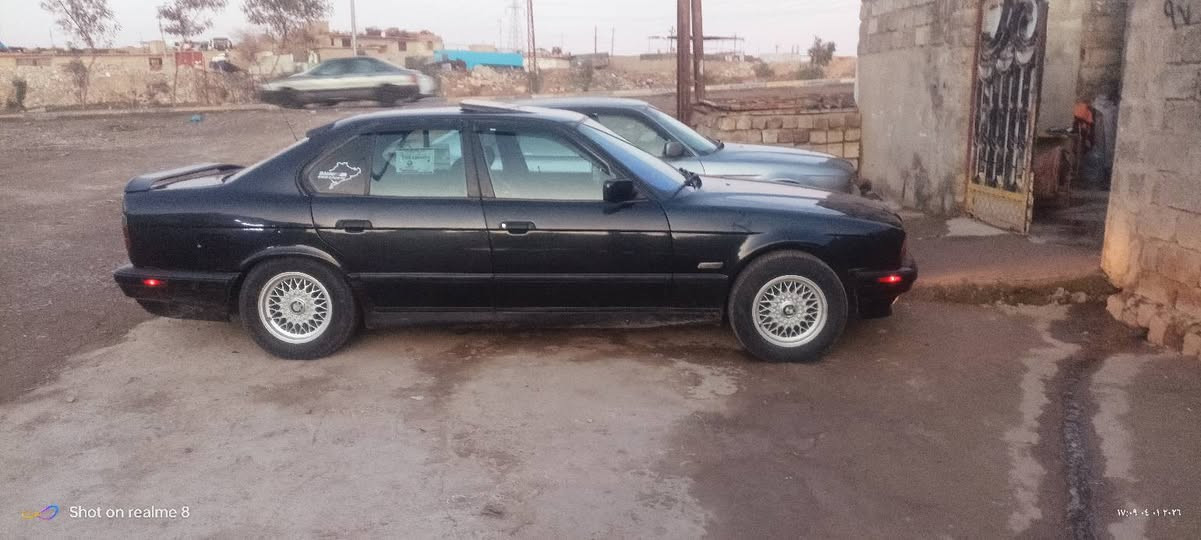 السلام عليكم بي ام 525 صبغ جماليه بدون ضرر سلايت كهرباء جامات كهرب سياره شرط تحويل كربون بنزين مكينه كير شرط العنوان حي التنك يم الصوره السعر 75 يرحم والديك لا تراسلني خاص ارقام موجوده  ***********////***********
