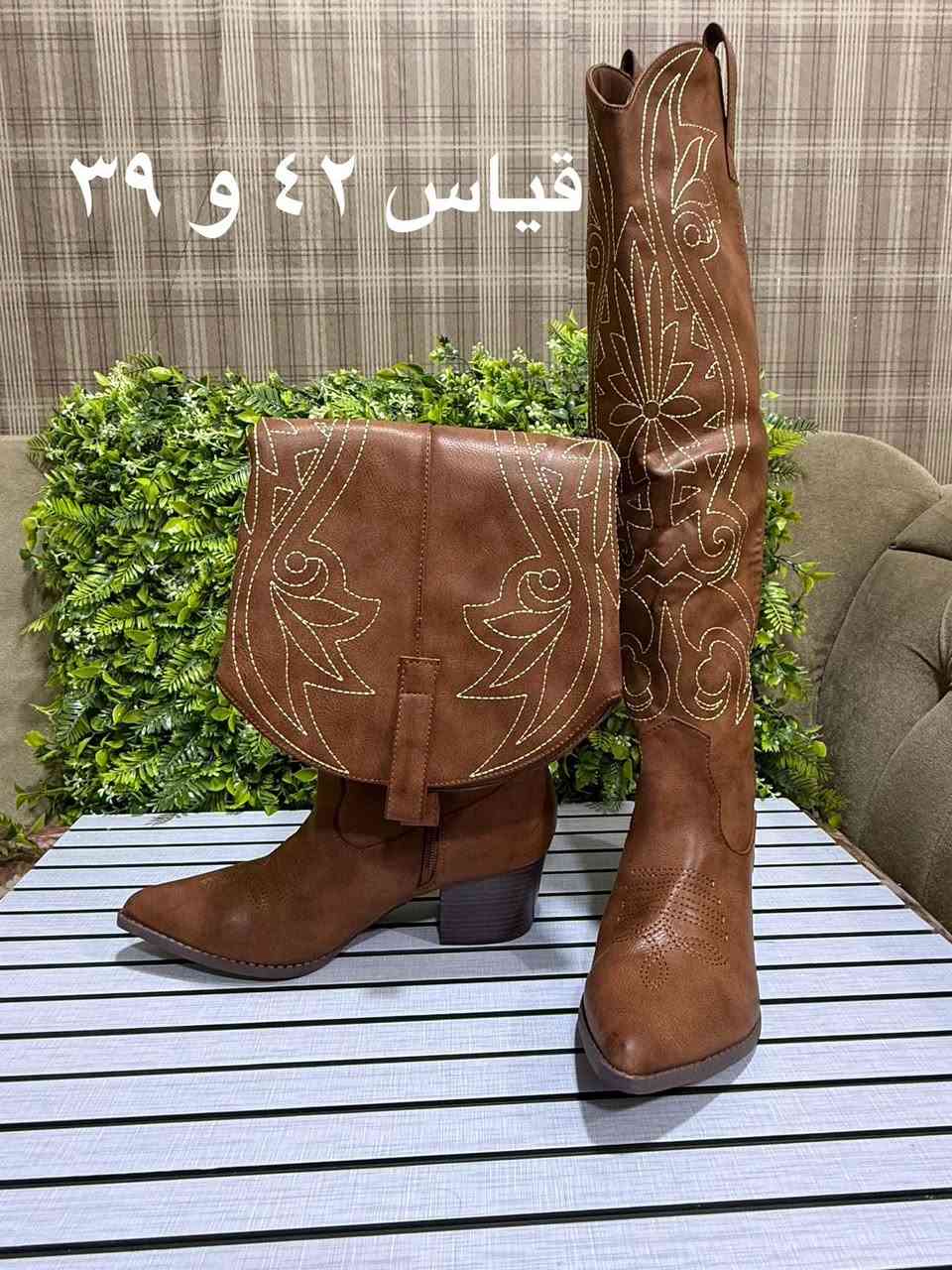 احذية نسائية يوجد خدمة توصيل لجميع محافظات العراق للاستفسار اكثر التواصل عبر الواتساب على الرقم *********** او عن طريق الصفحة
