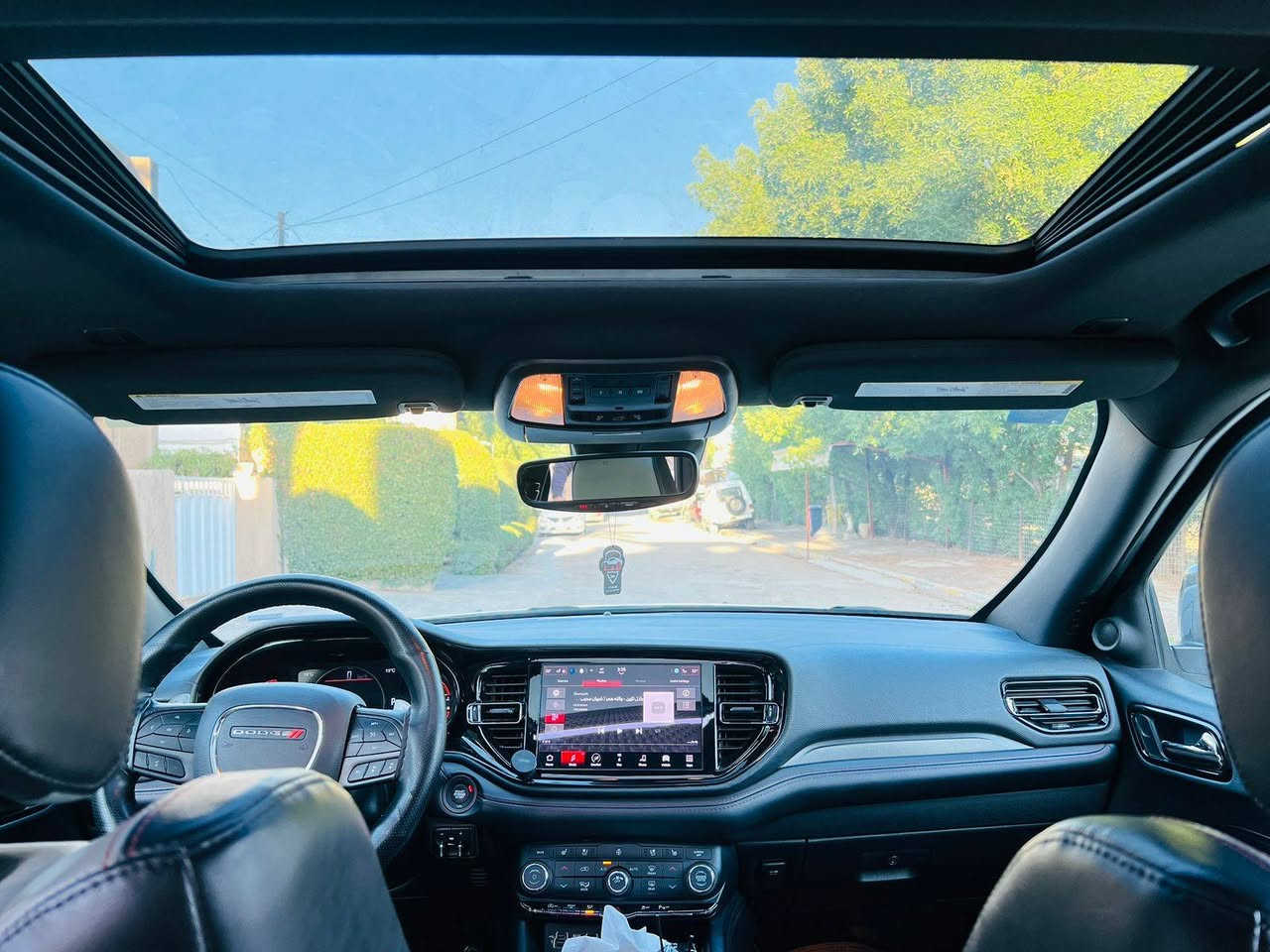 للبيع دودج دورنگو
🟢Dodge Durango 2023 GT🟢

حجم المحرك V6 سلندر (3.6L)

🔴عدد المقاعد 7

🔴(سيارة بارد فقط بدون تبديل) 

🔴(السعر/315 ورقة)

🔴المواصفات:

بصمة تشغيل عدد 2

بصمة أبواب

تشغيل عن بعد (Remote Start)

صندوق شفط كهربائي 

رادار امامي (تحديد مسار)

رادار جانبي (نقاط عمياء)

رادار خلفي (التحذير من الاصطدام)

اوتو ستارت Auto Start 

اوتو ستوب Auto Stop

كشنات جلد+خزن ميموري

كشنات تدفئة تبريد

استيرن تدفئة

شاشة كبيرة لمس

حساسات خلفية+ كاميرا 

وضعيات القيادة

شفتات استيرن+تحكمات استيرن

مانع انزلاق+ABS

منافذ AUX+USB

الضرر كما موضح بالصور

السيارة مرقم بغداد بسمي 

موبايل : ***********
