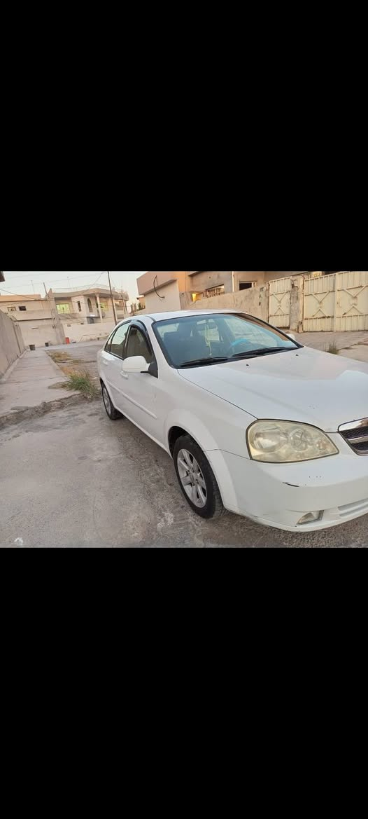 السلام عليكم
اوبترا 2012 خليجي كلين بدون صبغ كير مكينه وضع شركه بيها بارد قليل بالجاملغ السايق ماشيه 200 الف 
السعر 90 بيها مجال قليل كلش 
***********
