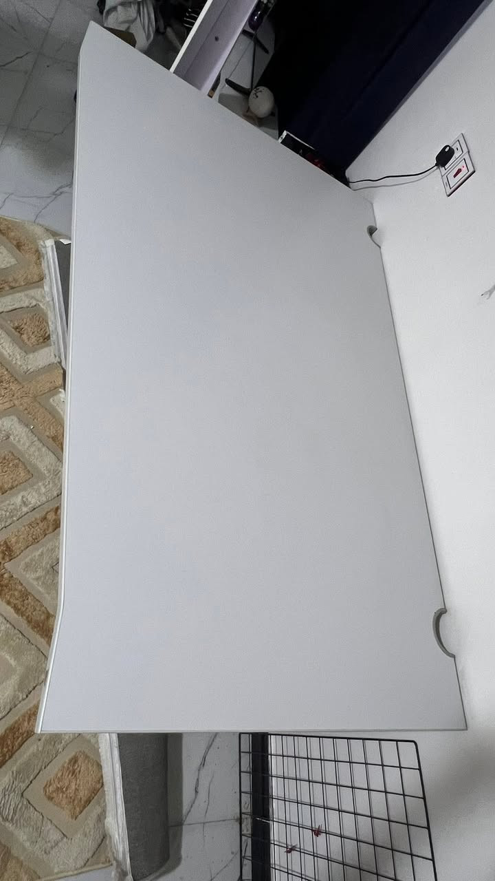 ميز دراسة للبيع العرض80cm الطول 160cm الارتفاع ممكن ينزل ويصعد حسب اللي تريده السعر 120 وبيه مجال المكان النجف


**إذا كنت صاحب هذا الإعلان وتريد حذفه لأي سبب، رجاءا أرسل رسالة إلى الدعم الفني**