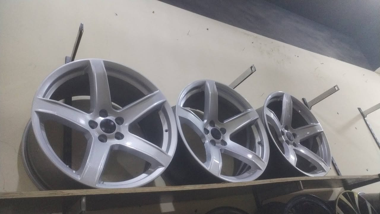 بسم الله الرحمن الرحيم وصلتنه وجبه جديده من التايرات الجديد والويلكب الجديد التفصيخ كوري وامريكي ويتوفر بيع ومراوس وشراء عنوانه كوت الخاجيه شارع ٣٠ مجاور مفروشات الحاج شمران الاستفسار الاتصال على الرقم ***********
