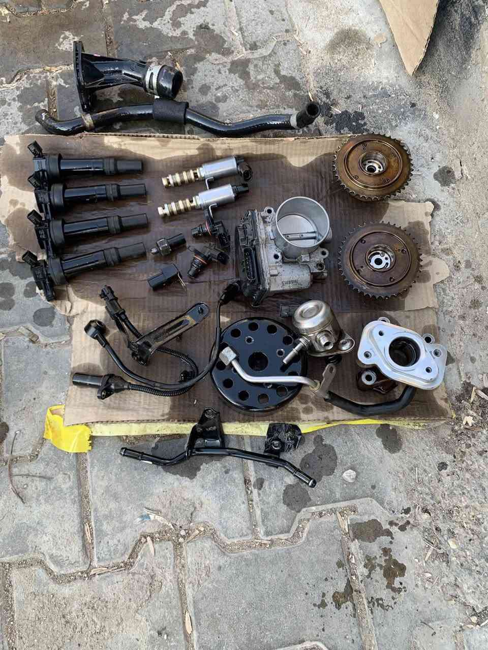 سلام عليكم  اغراض  صول محرك  2000  جي دي  اي    شرط   الشغل  السعر  250000     وبيها  مجال  للطيبين    
***********
