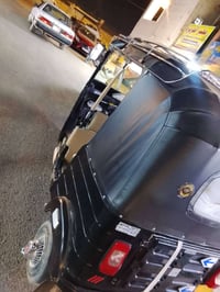 سلام وعليكم تكتك 2017 جاهزة خير من الله السعر 3 ملايين ونص وبيهة مجال ...