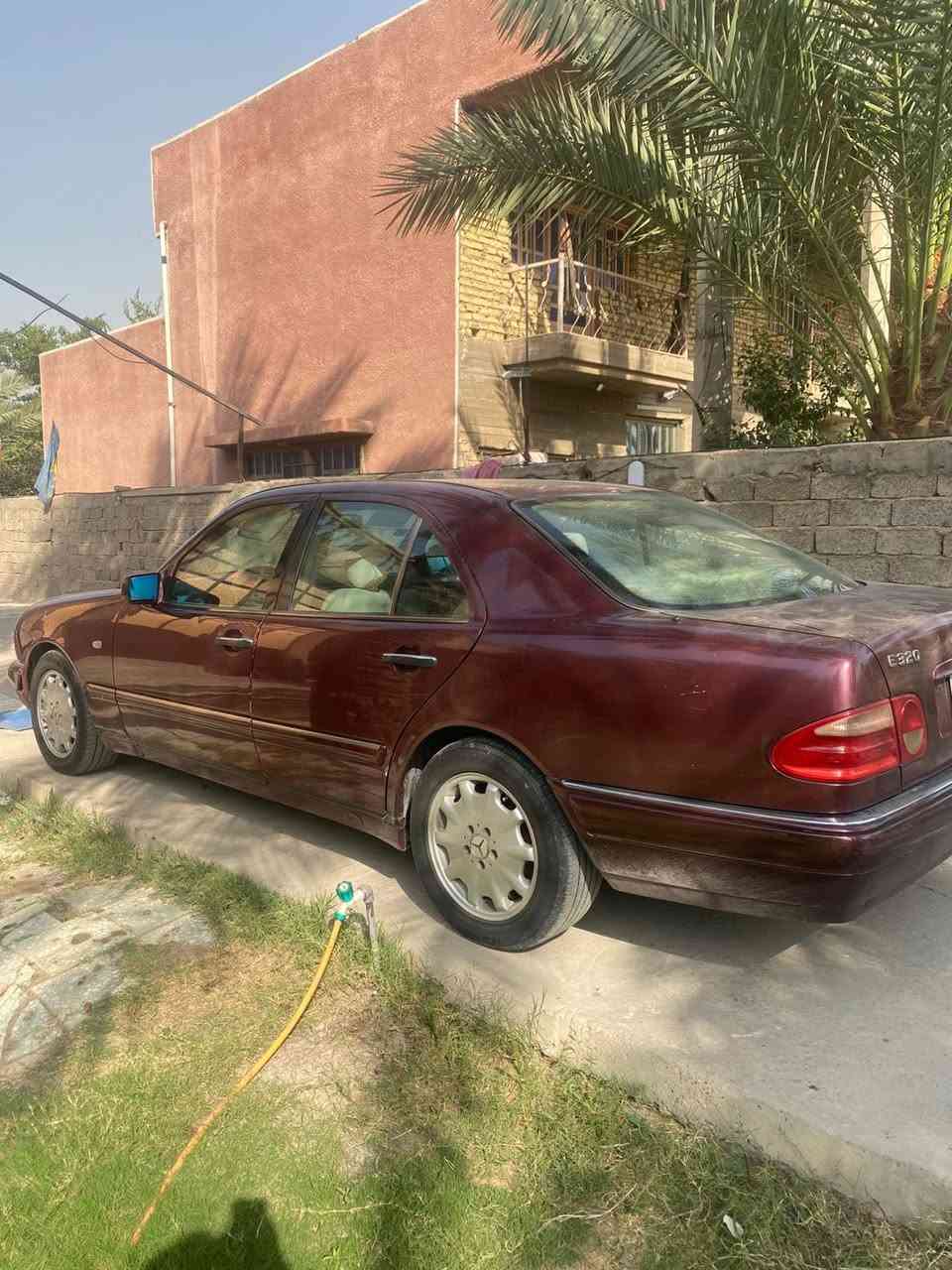 السلام عليكم من رخصة الادمن مرسيدس ام عيون للبيع موديل 1995 بسمي السيارة مكفولة من الضربة والطخة مصبوغة عام اثر جراد للجمالية لان تعرفون لونها ماروني يجرد كير محرك مكفولات بيها شلعة تخبل تخم تاير جديد مصار هواي من شديته  صدر حدادية جديدة دسكات مصار اسبوع من شديتهن اصليات غرفتها جديدة السيارة وارد افنكارد رقم بغداد باسمي سنوية وهزة مجددة لل2029 سيارة هاملها ماطلع بيها هواي سيارة تبريدها ثلج حماوة ابد مابيها صيف شتاء حماوة ثابتة ٨٥ وجوه مكينتها 320 خراطيم العدلة اصل لا تنقيص لا تبخير مكفولة داخلها لون بيجي منظومة بنزين جديدة صرفها ممتاز مابيها صرف السيارة جاهزة مناقصها برغي السعر ب87 وبيها مجال للطيبين حق الجية مكانها بغداد 
رقم الهاتف ***********
