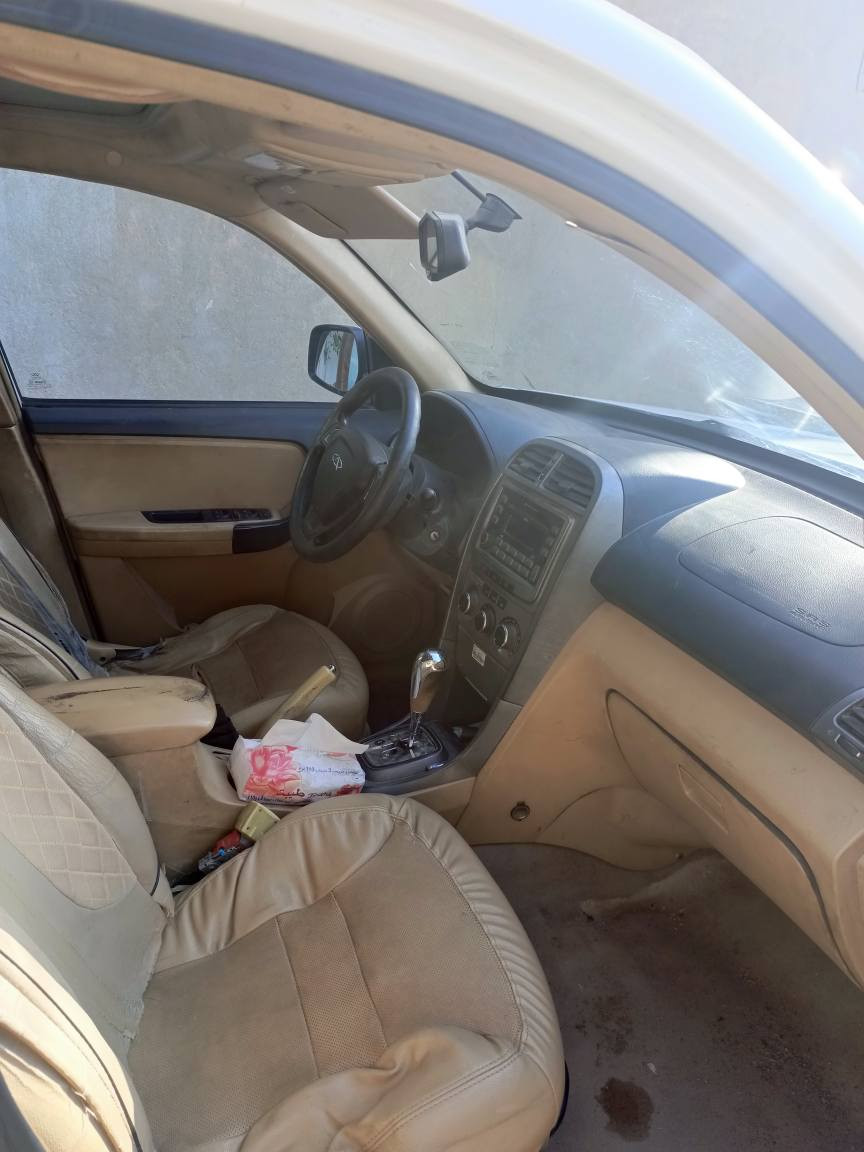 شيري تيكو 2013 محرك 1800 بي بداية بخار والكير جيد حداديه 50% رقم نجف السعر 45 وبيها مجال بيها مكانات صبغ دحجات فقط...*********** النجف, العراق
