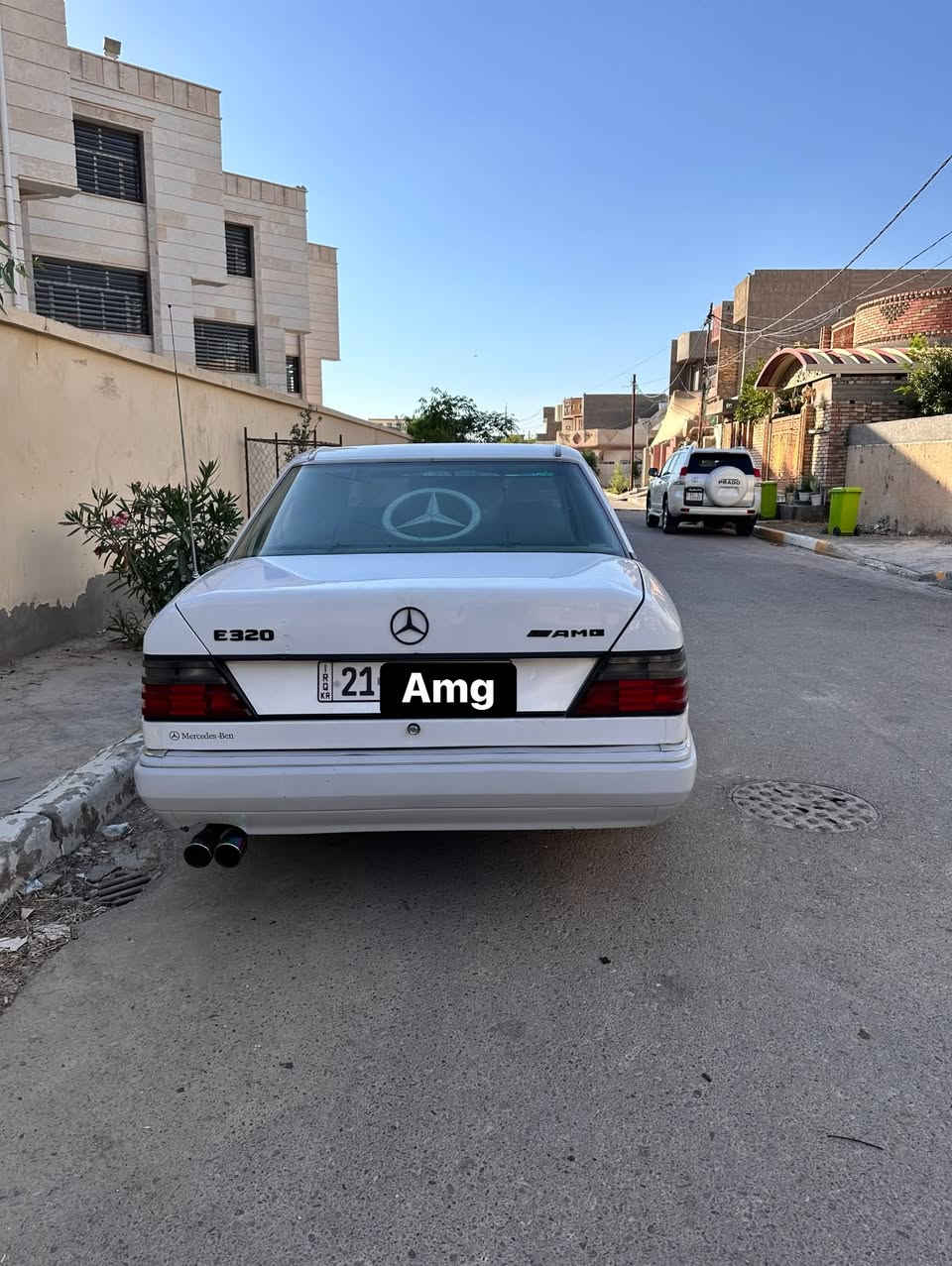 السلام عليكم مارسدس دب للبيع 

E-class 
موديل السيارة 1991
رقمهة سليمانية الدولي شرط ثاني يوم احولك 
السيارة جديدة بمعنة الكلمة الصورة ضالمتهة داخل خارج بلادي بيهة قطعة صبغ جاملق خلفي 
السيارة باسمي 
محركهة 3000 vvt-i مال ملكة 2jz 
تبريد تدفئة كلة شغال 
السلات روف طكتين داخل السيارة جديد بلادي 
حدادية جديدة كلهة السيارة كاملة على اخر حباية 
قواعد دبل بلاد لا لحيم لا فطر 
كير ومحرك بشرط تفتح قبق المحرك بعدة بوضع الشركة  
اريل كهرباء وسائد هوائية خلفية كهرباء جام اربع بيبان كهرباء كلة شغال 
ترايك وين متريد 
سعر 88 وبيهة مجال 
مكان السيارة ديالى 
للاستفسار اكثر اتصال او واتساب 
***********
