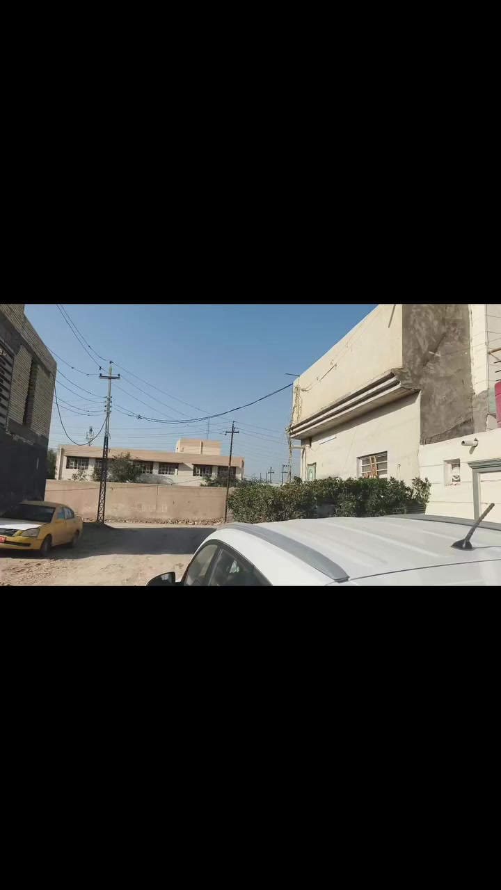 ◥ ツالسلام عليكمツ ◤

🌟 بيت للبيع : 125 م طابقين 

🏗 بناء جديد استقبال  ومطبخ وصاله وغرفتين نوم وصحيات داخلية وخارجية 

🚪 درجة اولى  بناء طابوووق 

📍  كربلاء طوريج حي مليبيج 

📝 طابو صرف 

💼 كافة الخدمات 

🚶‍♂️ يبعد عن الامام الحسين (ع)  15  كيلو  

🛣 شارع 10 م 

👷‍♂️ مكتب القمه  للعقار والمقاولات 

📞 للاستفسار اكثر الاتصال او واتساب: 

***********
***********
