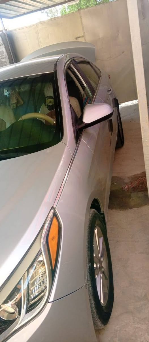 سلام عليكم سوناتا 2016 أمريكي قطعتين صبغ بيه محرك 2400 كير محرك مكفولات تبريد ثلج تخم تاير حداديه جديده المكان واسط كوت سعر 122 وبيه مجال سياره رقم بغداد وبسمي ***********
